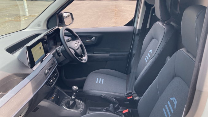 Ford Transit Courier Diesel 1.5 EcoBlue Limited Van - Image 13